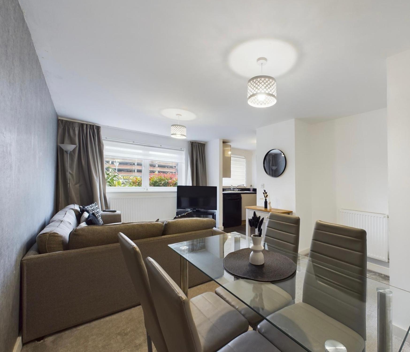 Modern 2 Bed City Apartment With Private Parking Суонси Экстерьер фото