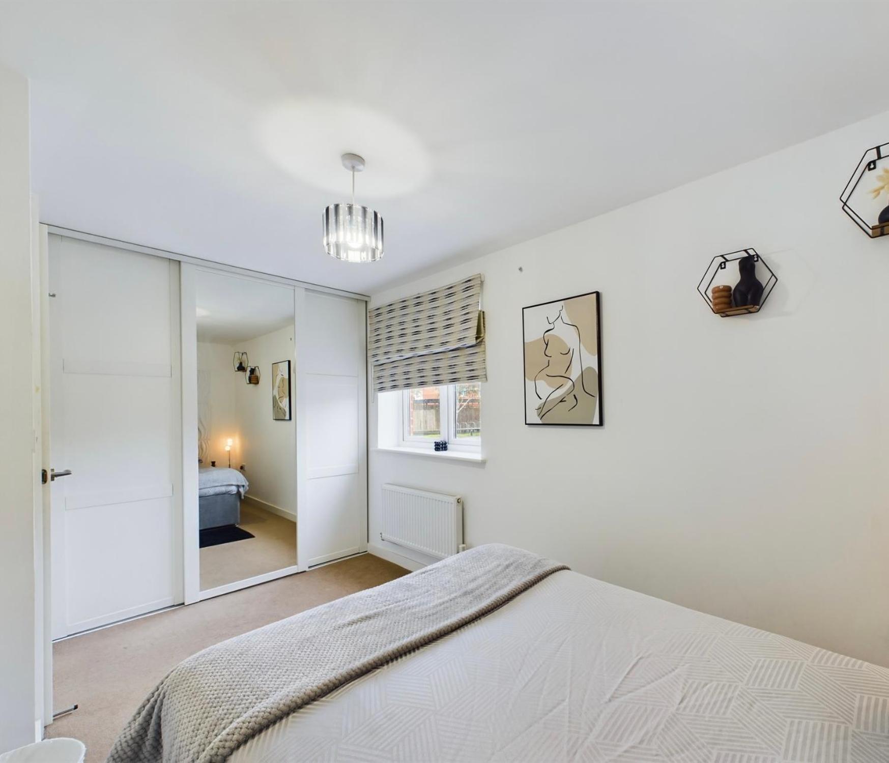 Modern 2 Bed City Apartment With Private Parking Суонси Экстерьер фото
